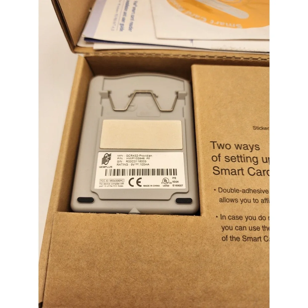 Providian Visa Smart Card Reader‎ (GCR432) 